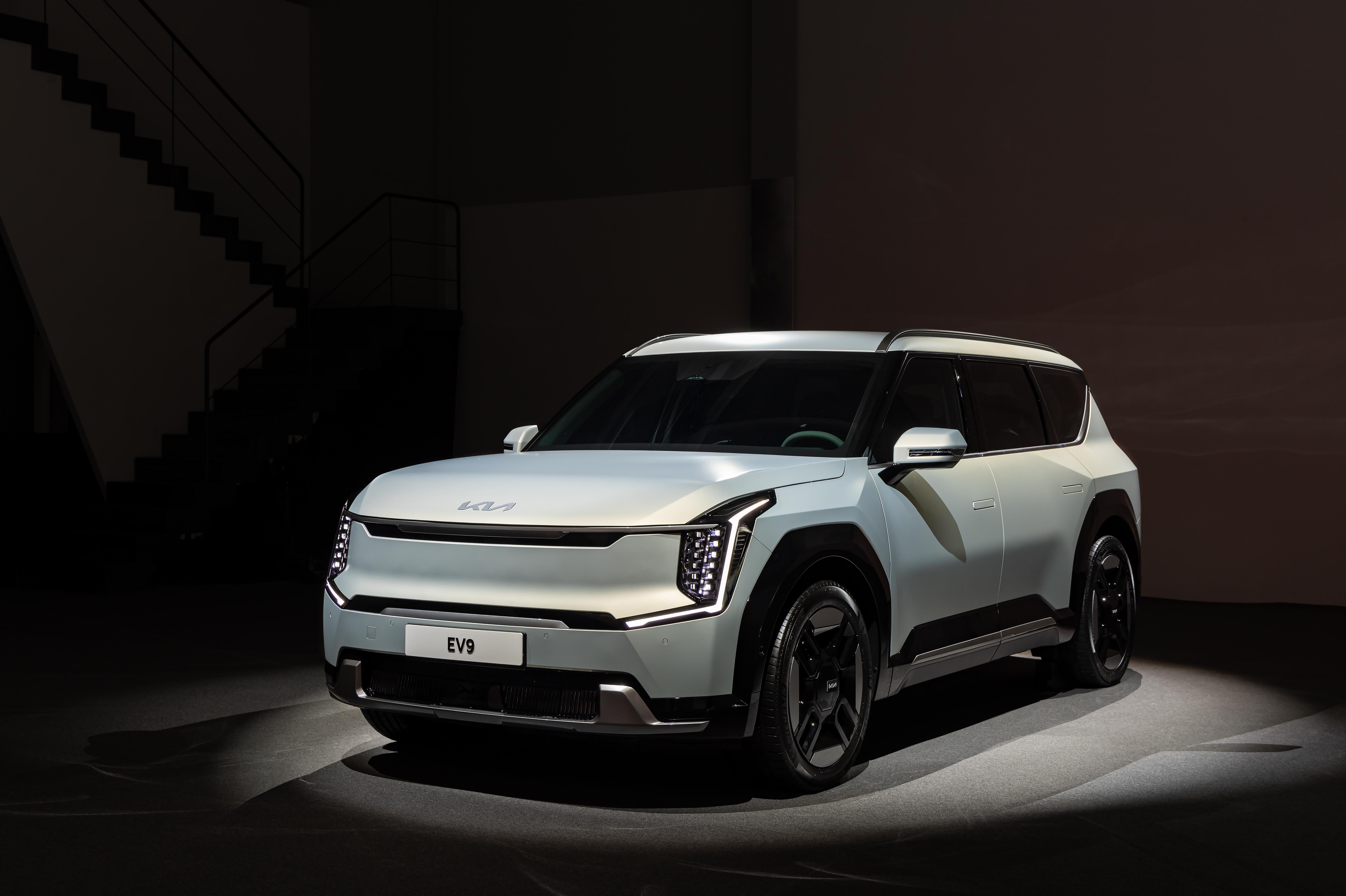 Kia Unveils EV9 SUV: A Three-Row Electric SUV Designed for Family Comfort and Sustainability