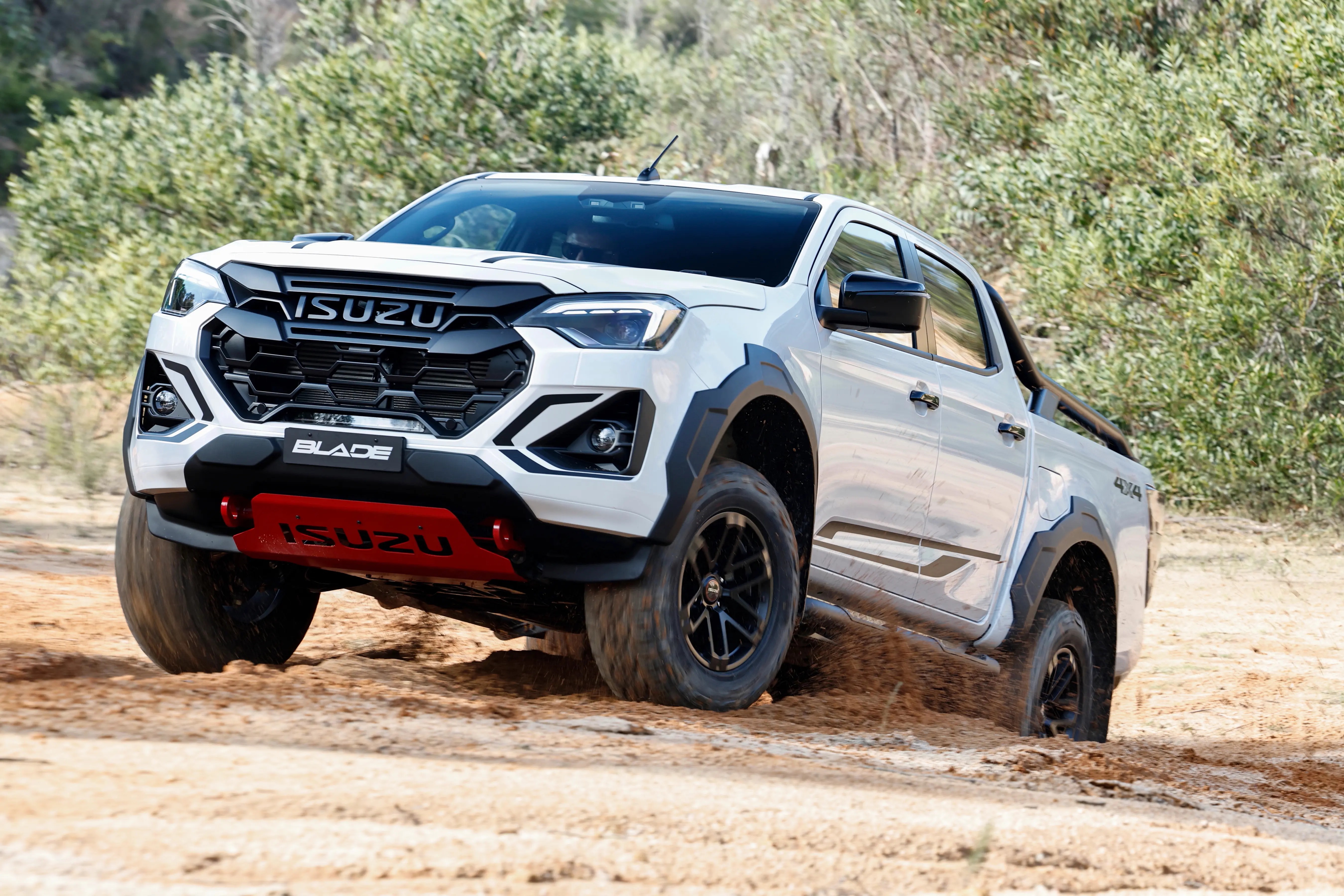 Isuzu D-MAX BLADE: Price and Specs Revealed for New Flagship D-Max